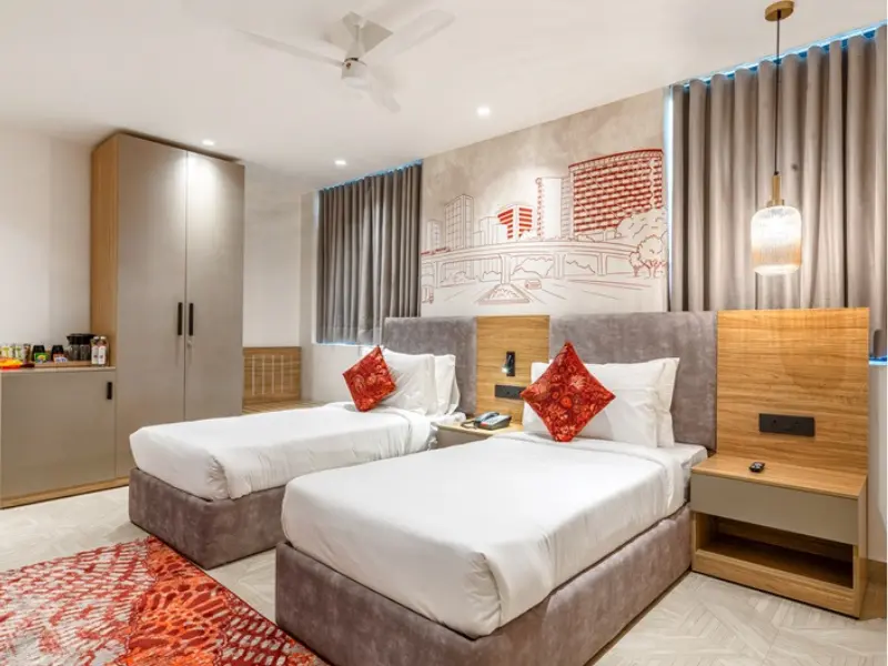 Luxury Suite with Twin Beds